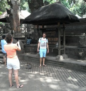 Ubud_monkey_forest