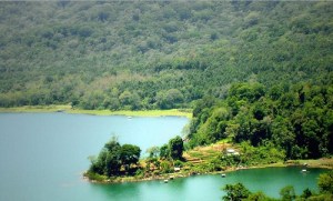 lake_tamblingan