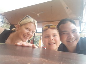 Seminyak_taxi_to_bali_safari_and_marine_park