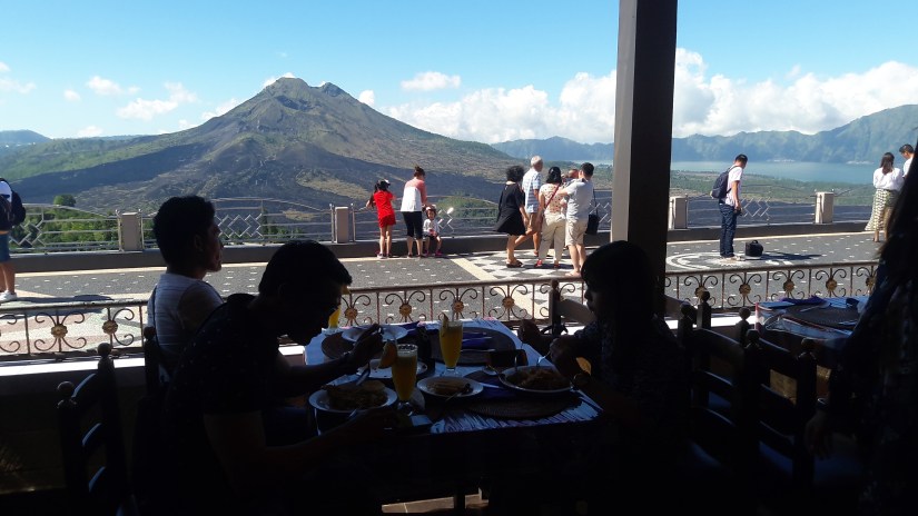 batur_buffet_lunch