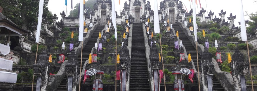 lempuyang_temple