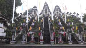 lempuyang_temple