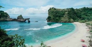 cristal bay nusa penida