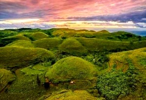 Teletubies_hills_penida