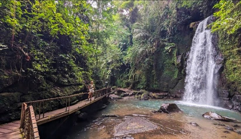 Ulu_Petanu_Waterfall